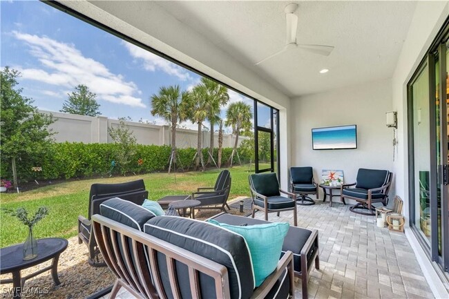 Building Photo - 12814 Hawkins Dr