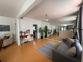 Building Photo - 1209 Amherst Ave