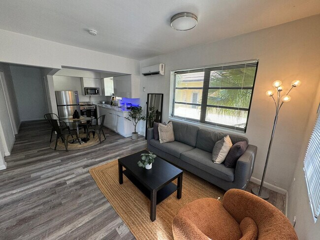 Primary Photo - 2635 SW 24th Ave