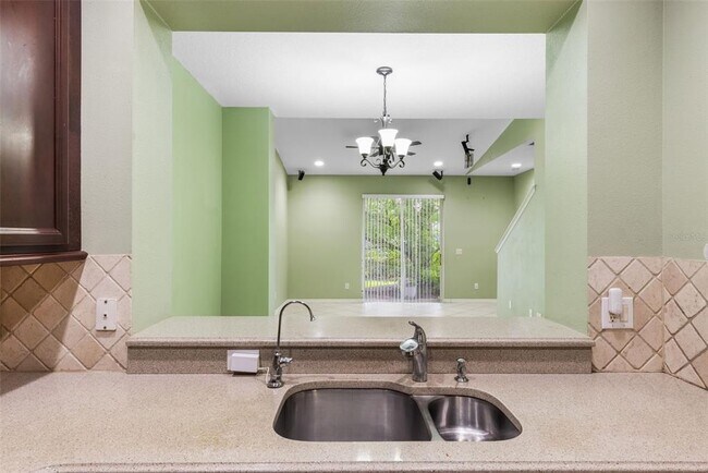 Building Photo - 1283 Travertine Terrace