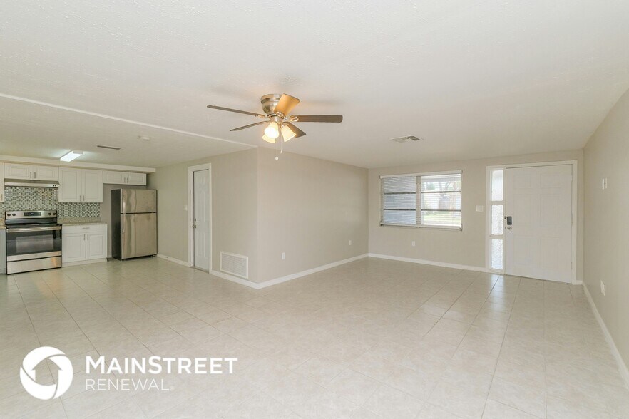 Building Photo - 5606 Andrea Dr