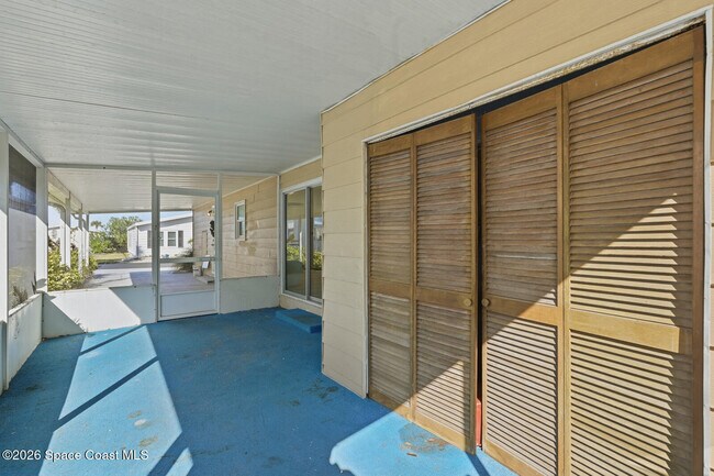 Building Photo - 264 Seabreeze Dr