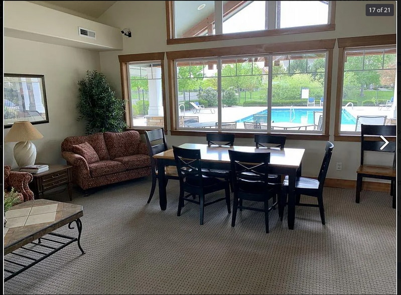 Building Photo - 4735 Hahns Peak Dr