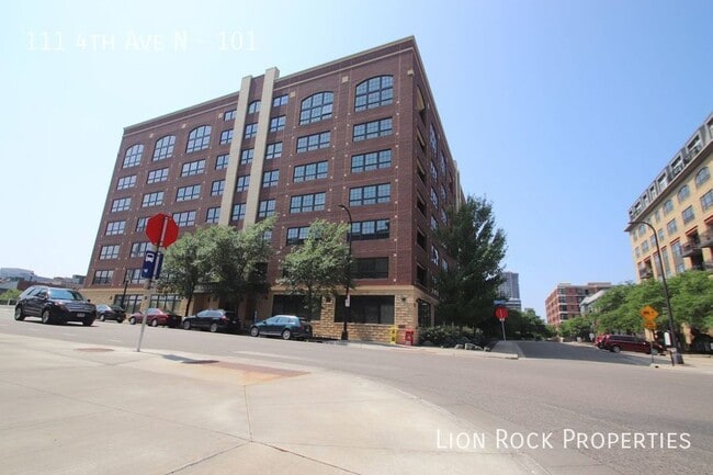 Building Photo - 111 N 4th Ave
