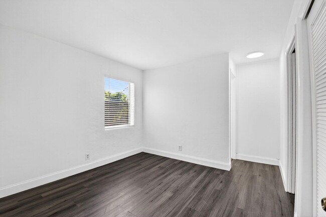 Building Photo - 2620 East Way