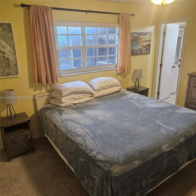 Building Photo - 11461 NW 45th Pl