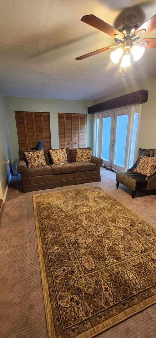 Building Photo - Charming 3-Bed, 2-Bath Home in Desirable N...