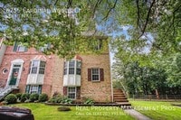 Building Photo - 6755 Cardinal Woods Ct