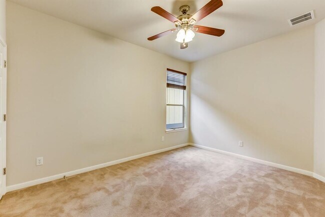 Building Photo - 11400 W Parmer Ln