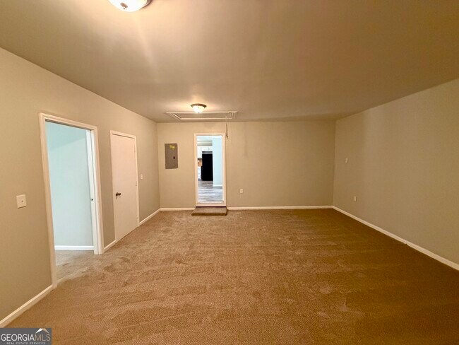 Building Photo - 209 Stagecoach Ridge