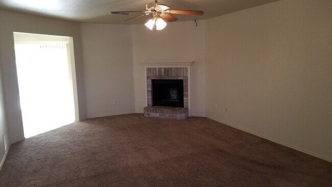 Building Photo - 7215 Upland Bend Dr