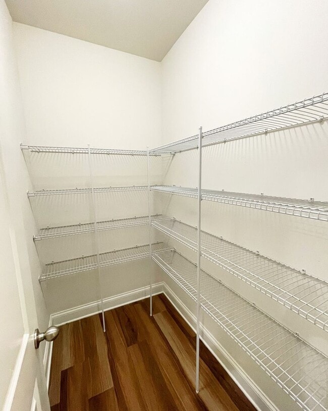 Building Photo - Gorgeous Newer Construction Home!