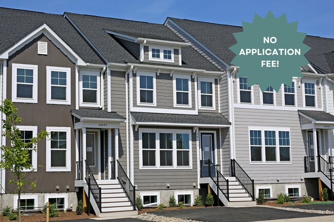 Primary Photo - Pet-Friendly Glenbrook Townhome Near Croze...