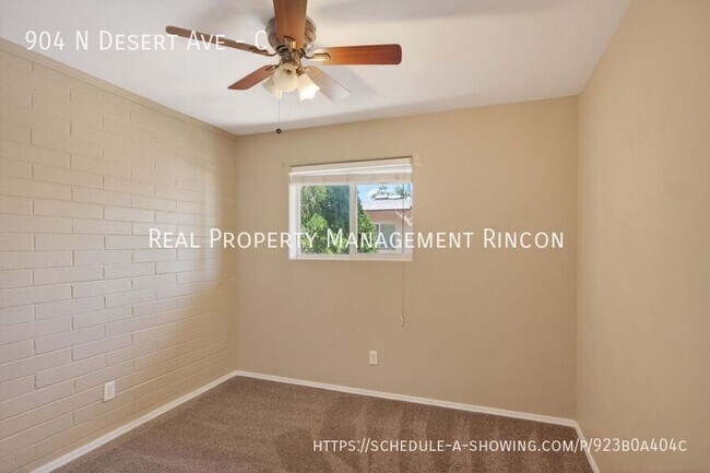Building Photo - 904 N Desert Ave