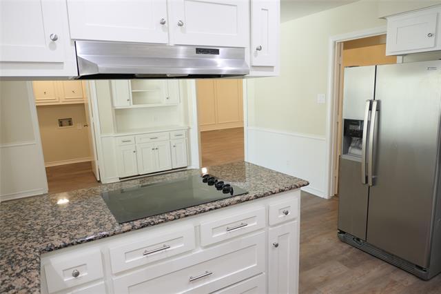 Building Photo - 7328 Authon Dr