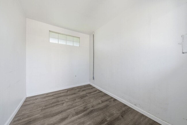 Building Photo - Remodeled 3 Bedroom Home on Quiet Cul-de-Sac in Garden Grove