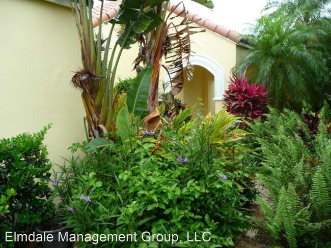 Building Photo - 3 br, 2 bath House - 1674 Victoria Circle