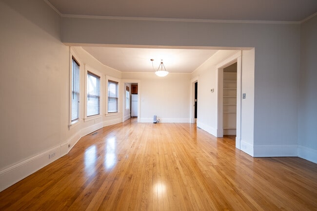 Building Photo - 4135 Quail Ave N