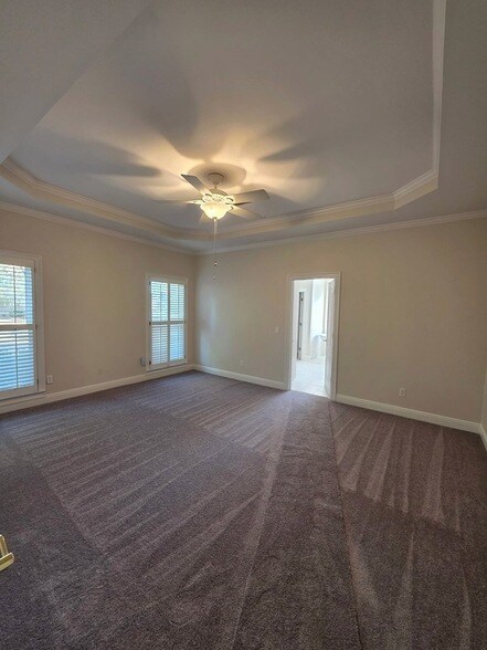 Building Photo - 107 Edinburgh Way