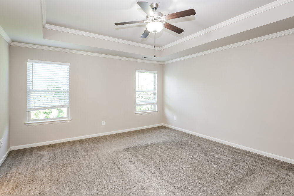 Building Photo - 233 Fern Walk