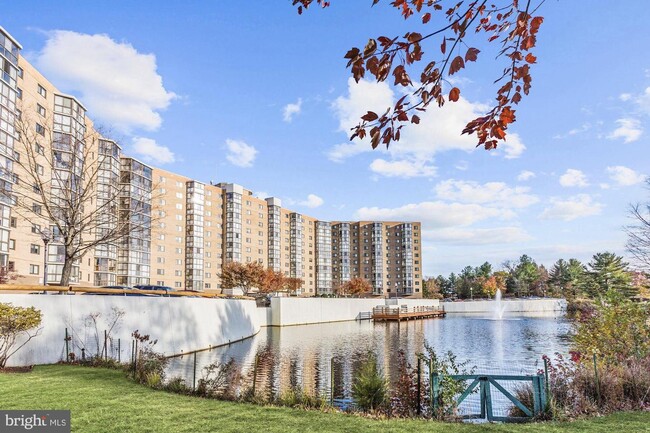 Building Photo - 3310 N Leisure World Blvd