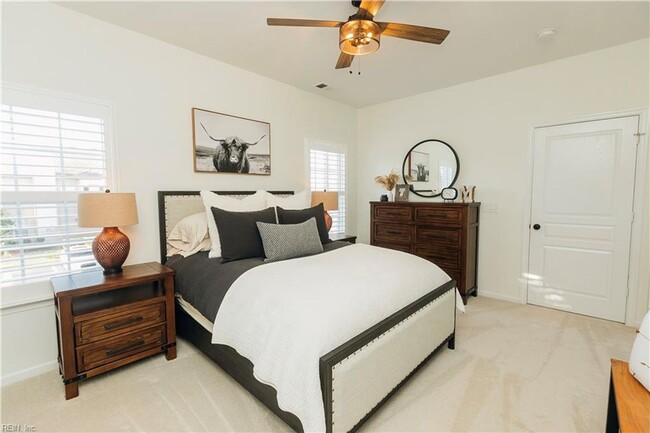 Building Photo - 2000 Picardy Ct