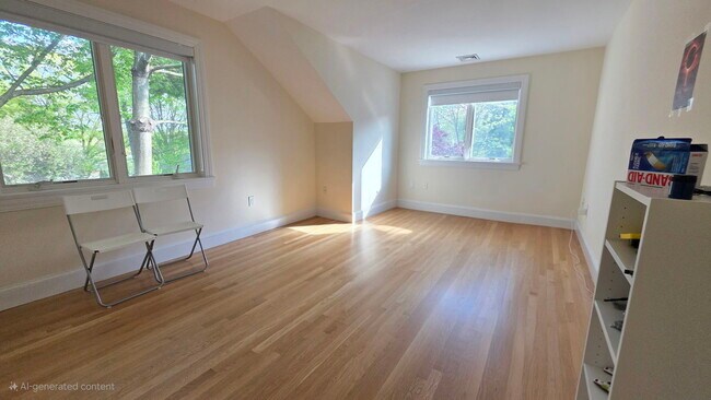 Building Photo - 900 W Roxbury Pkwy