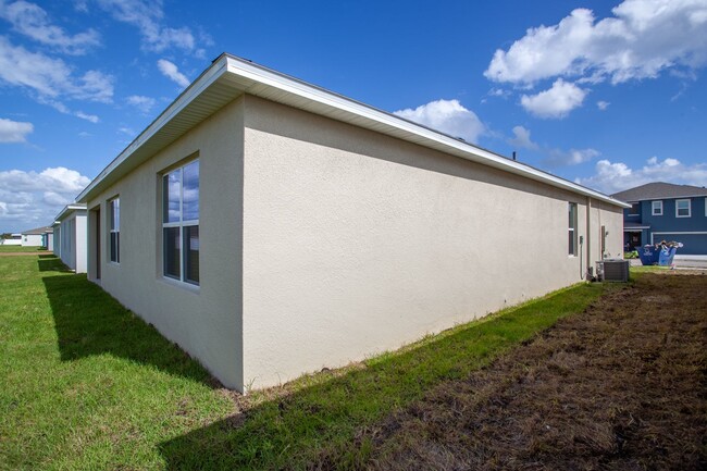 Building Photo - Watercrest Estates - Community Pool