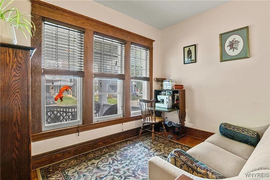 Building Photo - 343 Baynes St