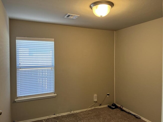 Building Photo - 11740 NW 135th Terrace