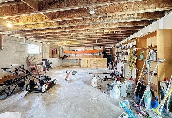 Building Photo - 1432 Poinciana Rd