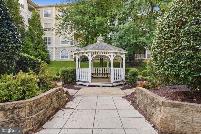Building Photo - 4551 Strutfield Ln