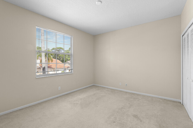 Building Photo - 9328 World Cup Way