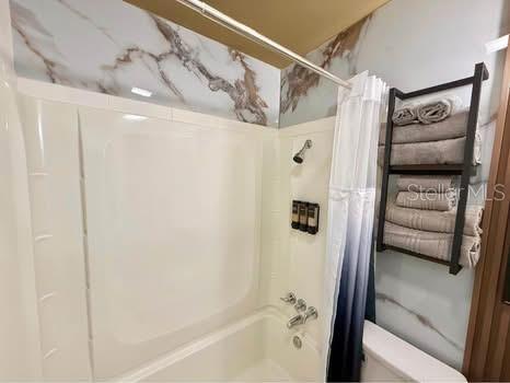 Building Photo - 1006 W Catherine St