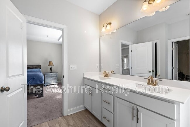 Building Photo - 109 Barnwell Loop