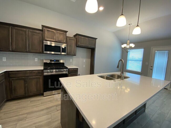 Building Photo - 8513 NW 77th Pl