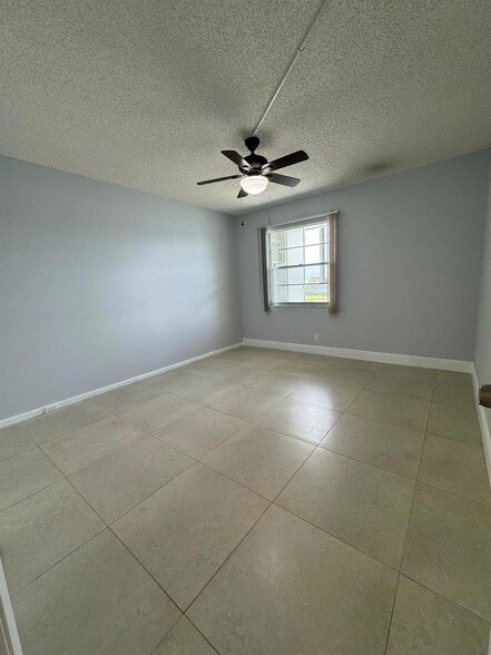 Building Photo - 1301 SW 134th Way