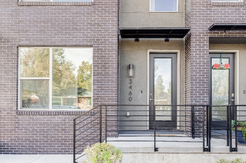 Building Photo - 3460 E 31st Ave