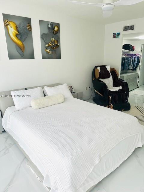 Building Photo - 1750 N Bayshore Dr