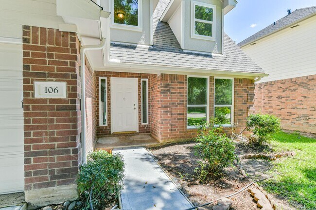 Primary Photo - 106 Mango St