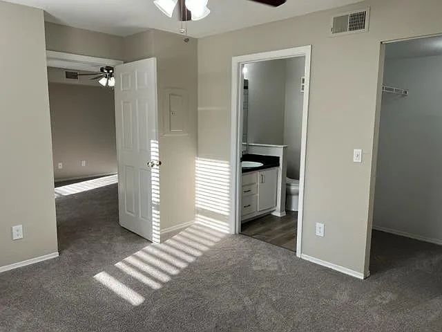 Building Photo - 831 Camargo Way