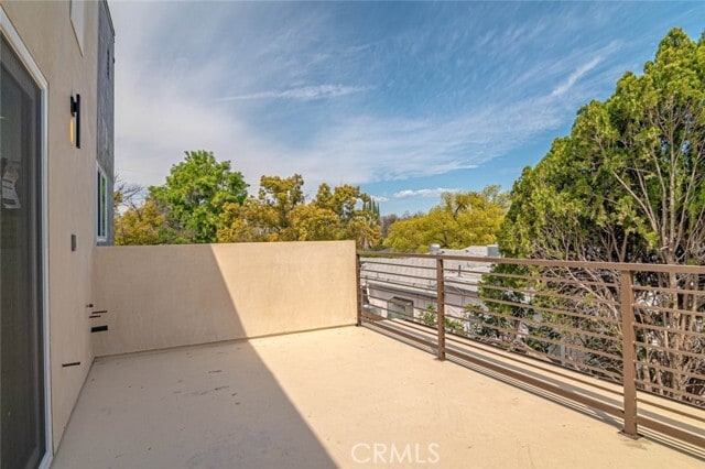 Building Photo - 18750 Collins St