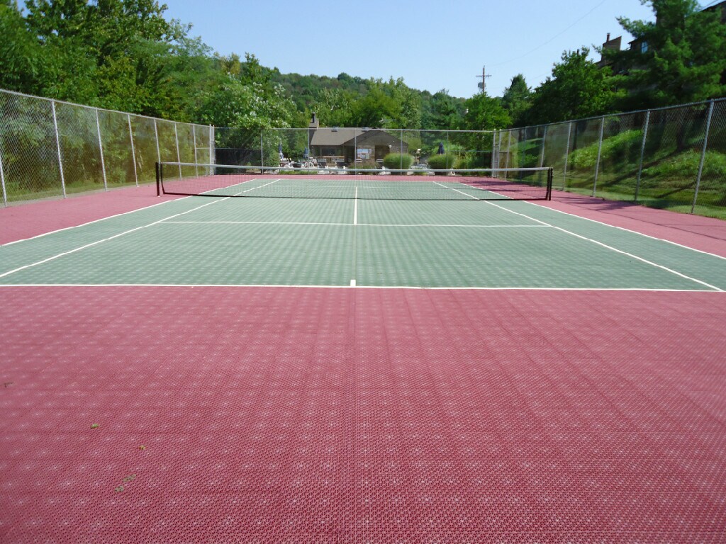 Building Photo - 46 Woodland Hills Dr