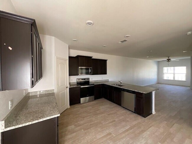 Building Photo - 172 Allington Cir