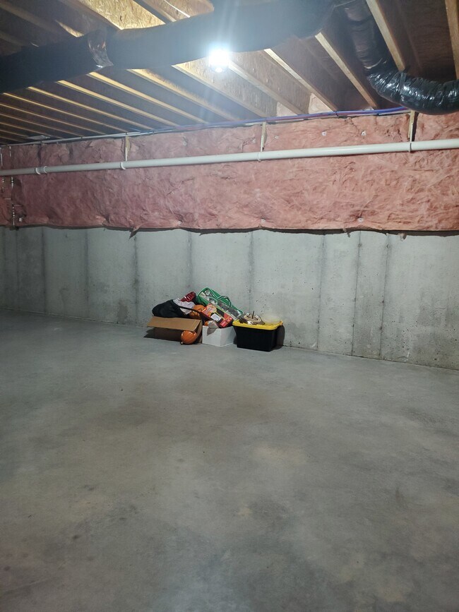 Building Photo - 13973 Catalina Dr