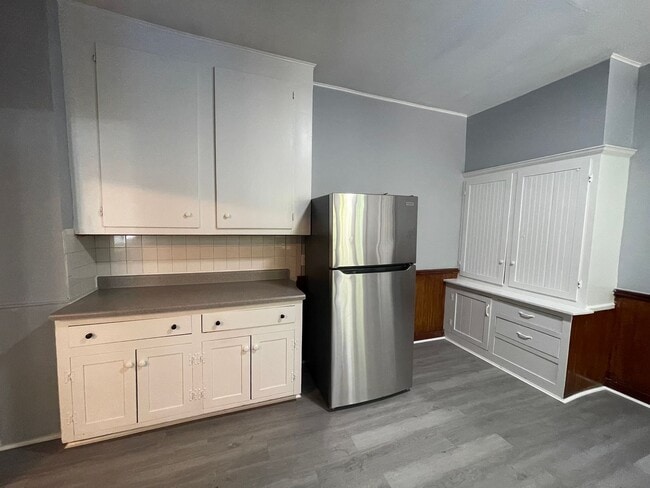 Building Photo - 124-126 Appleton