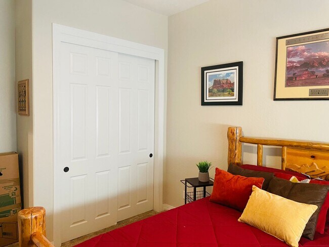 Building Photo - 3835 Portofino Wy