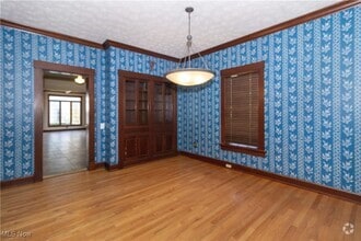 Building Photo - 559 Wadsworth Rd