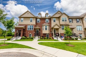 Building Photo - 2785 Hartwick Dr