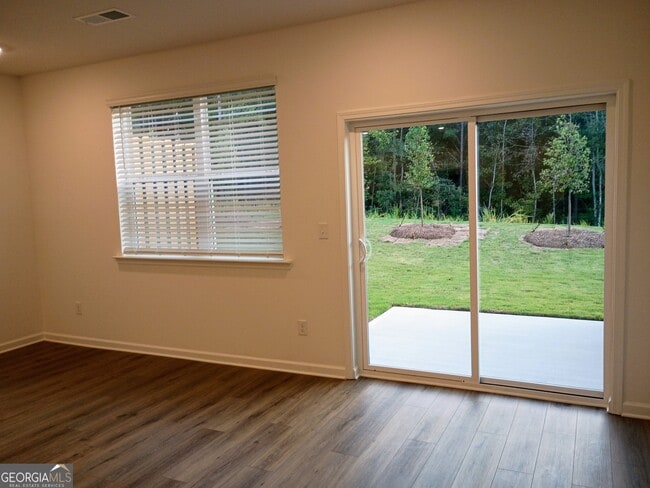 Building Photo - 236 Kenoot Dr